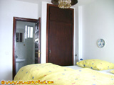 Schlafzimmer mit Ensuite-Bad