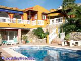 Ferienvilla mit Pool und privatem Garten